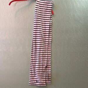 NWT Everest Striped White and Black Scarf